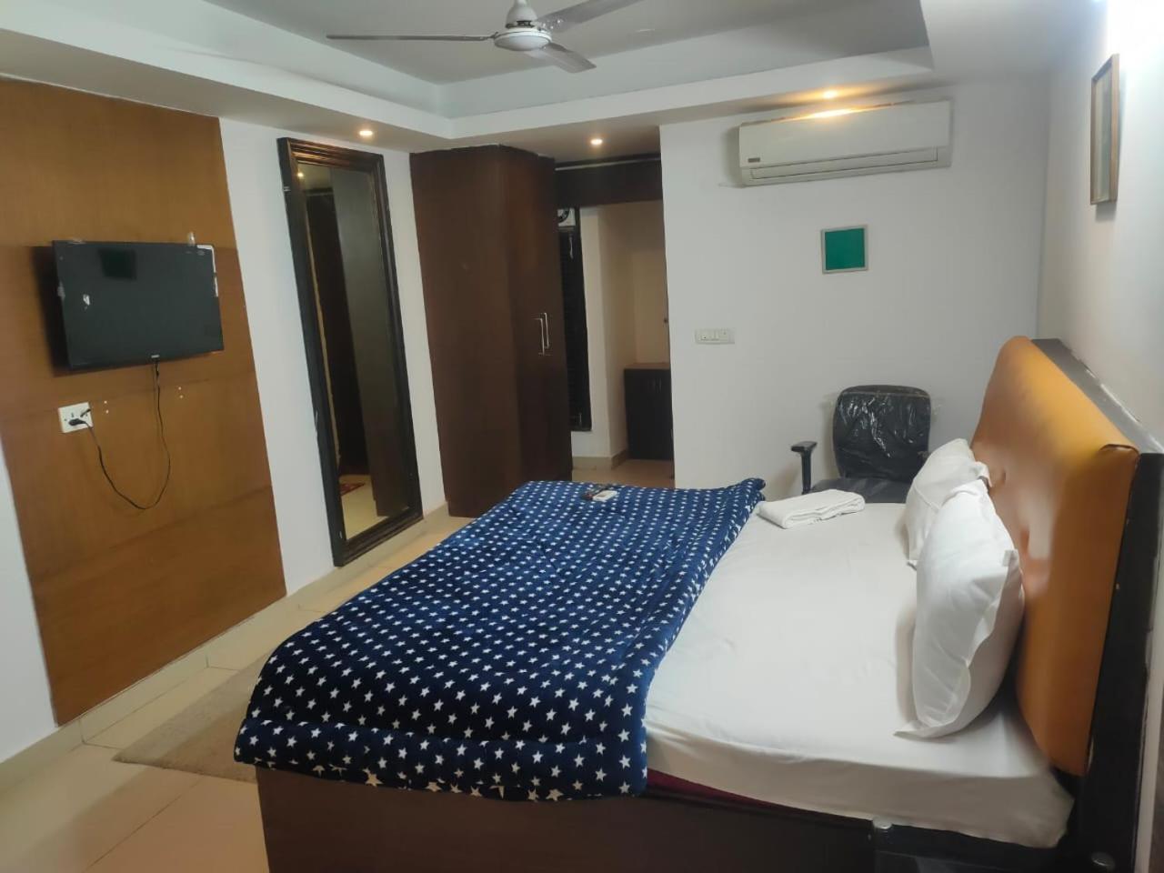 ניו דלהי Hotel Blueberry מראה חיצוני תמונה