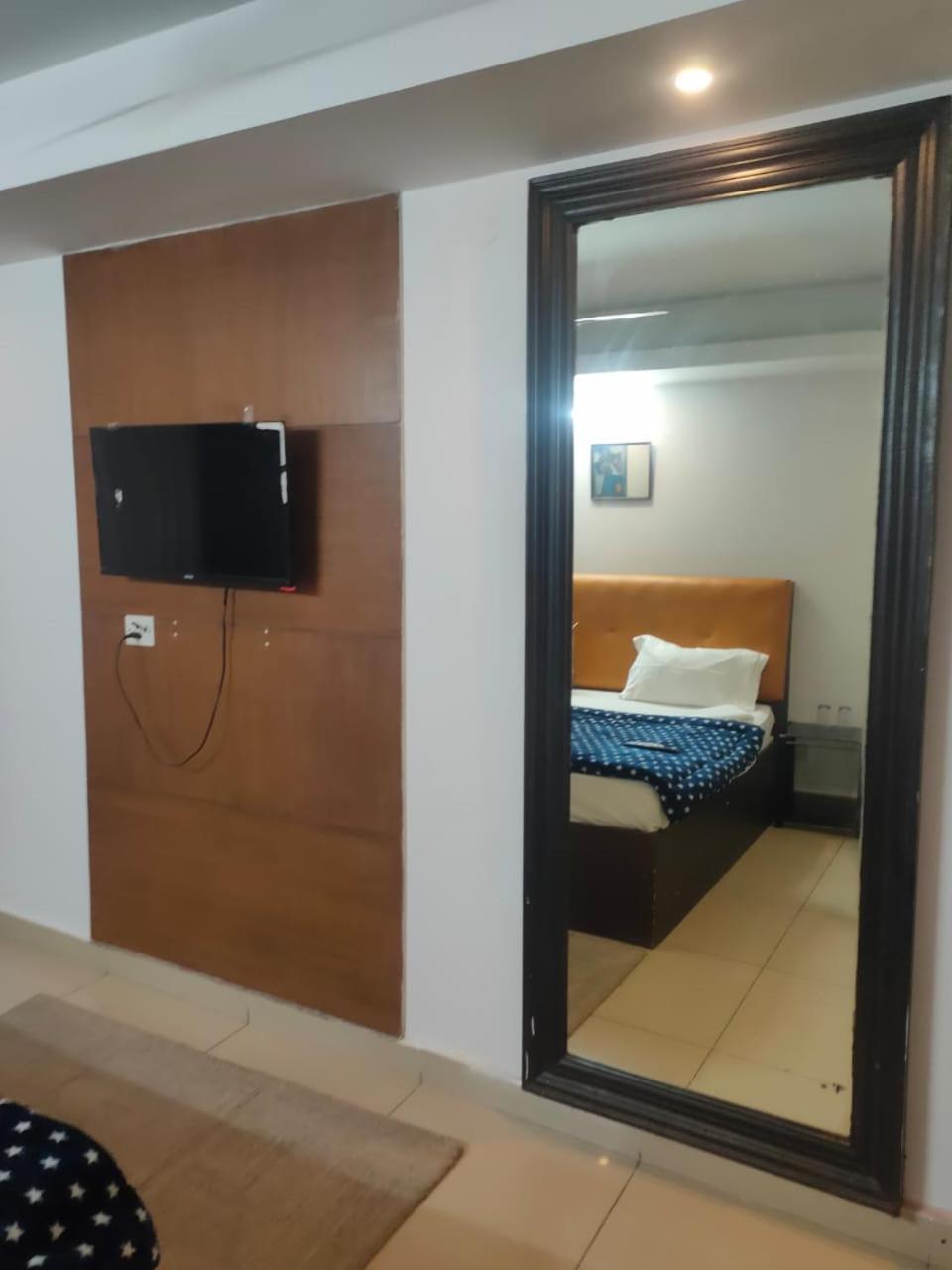 ניו דלהי Hotel Blueberry מראה חיצוני תמונה